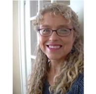 Lynne Nesbit
